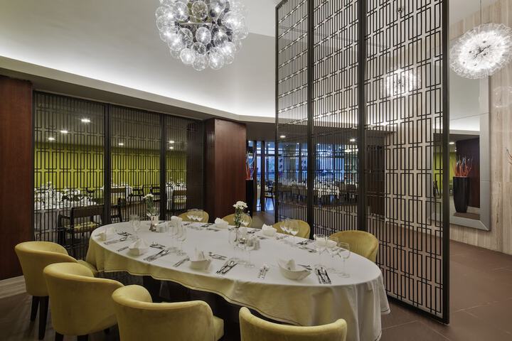 Dining 177 of 303