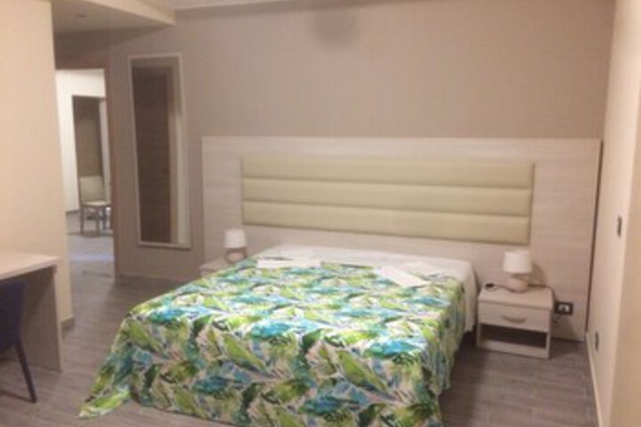 Room 31 of 43