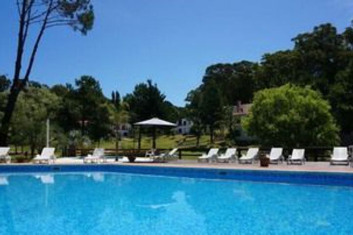 Pool 14 of 20