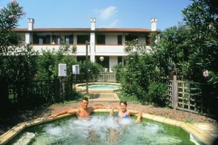 Spa 40 of 51