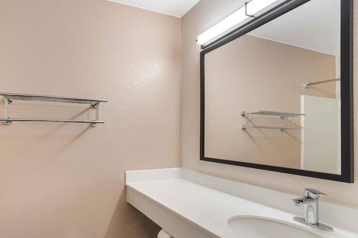 Clean Restrooms