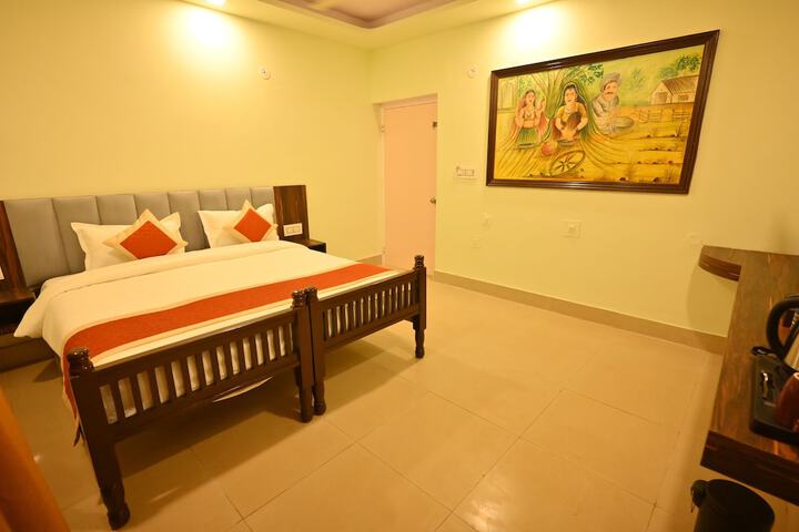 Room 13 of 46