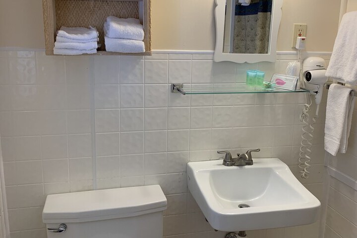 Motel Standard 2 Double Beds (1 of 27)