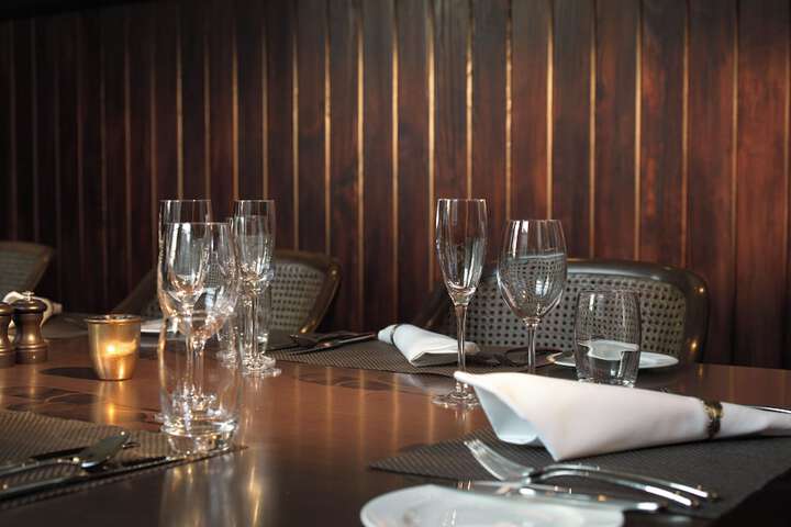 Dining 76 of 115