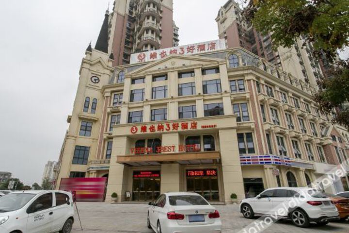 Hotel 10 of 27