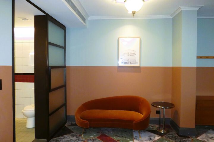 Room 47 of 75