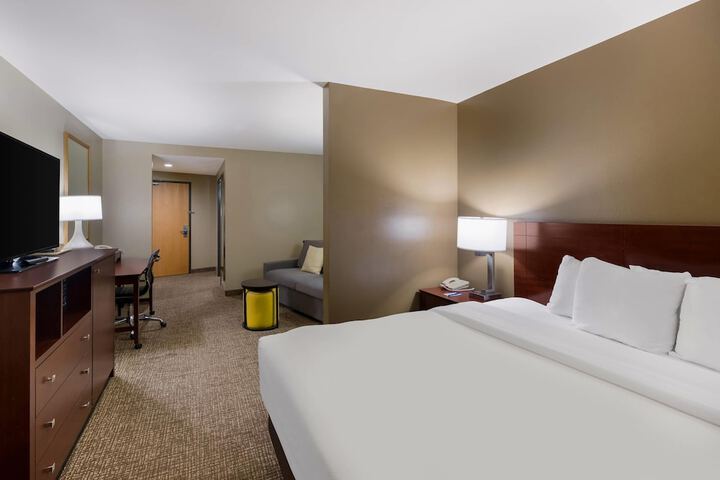 Room 15 of 43