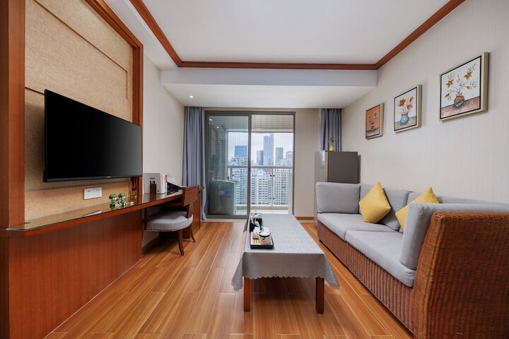 Room 10 of 41