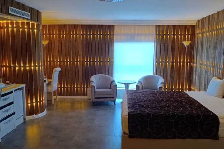 Room 12 of 44