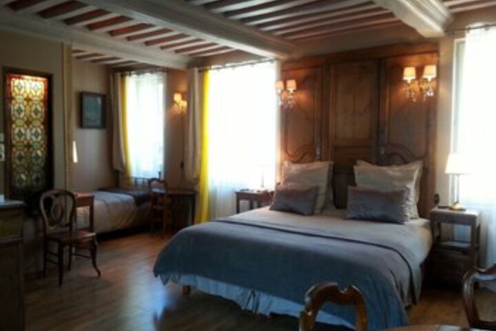 Room 14 of 44