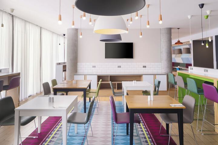 Dining 86 of 138