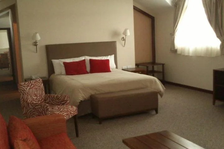 Room 3 of 19