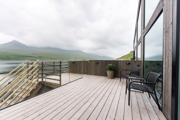 Terrace/Patio 24 of 56