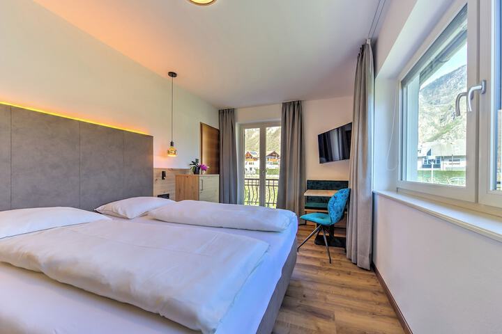 Room 9 of 41