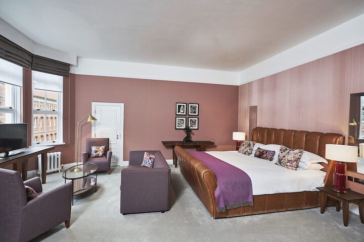 Room 15 of 70