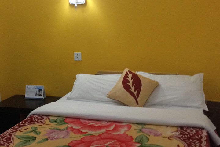 Room 10 of 94