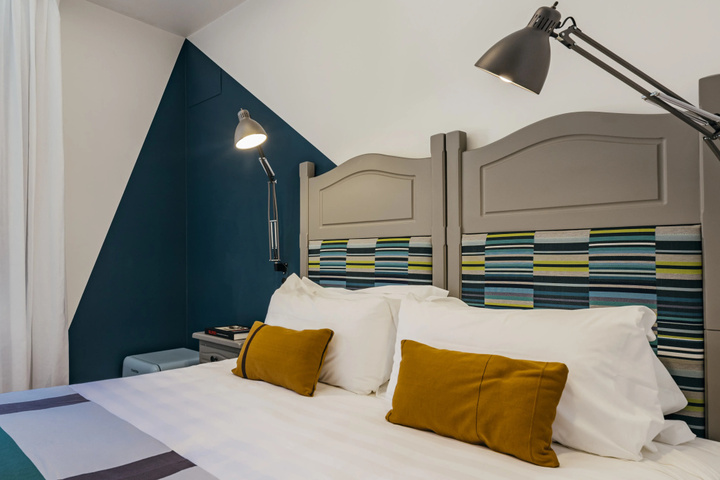 Room 3 of 23