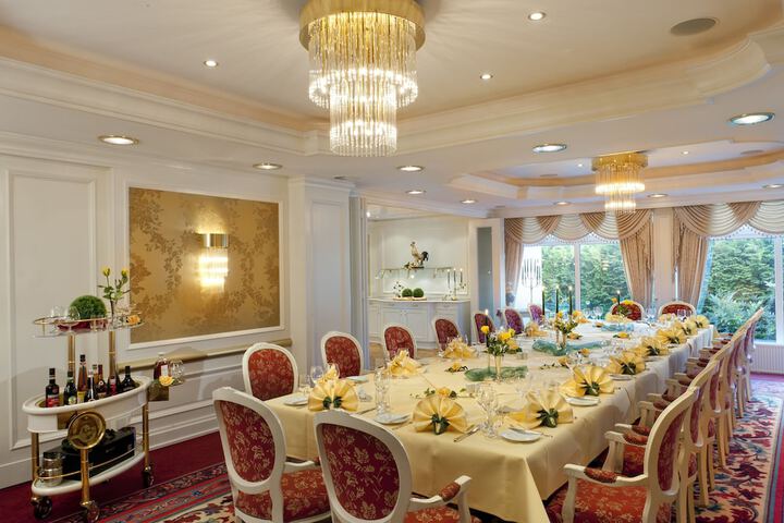 Ballroom/Hall 20 of 31