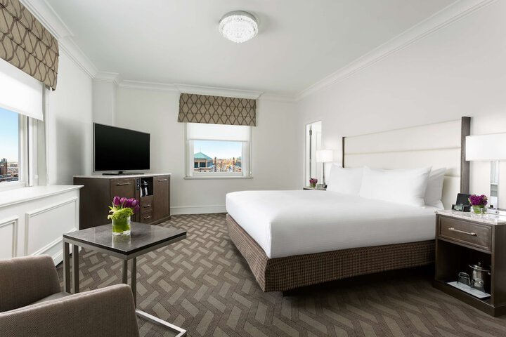 Room 27 of 144