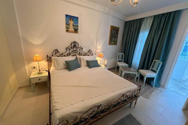 Room 40 of 96