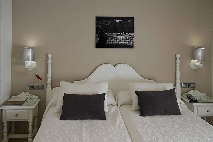 Room 8 of 47