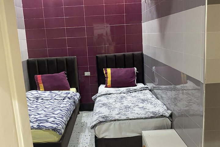 Room 10 of 24