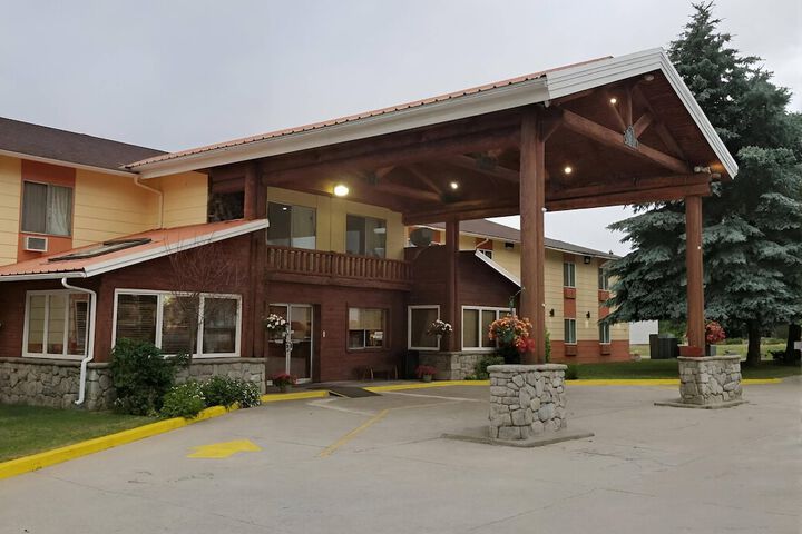 Sandpoint Inn in Ponderay, ID