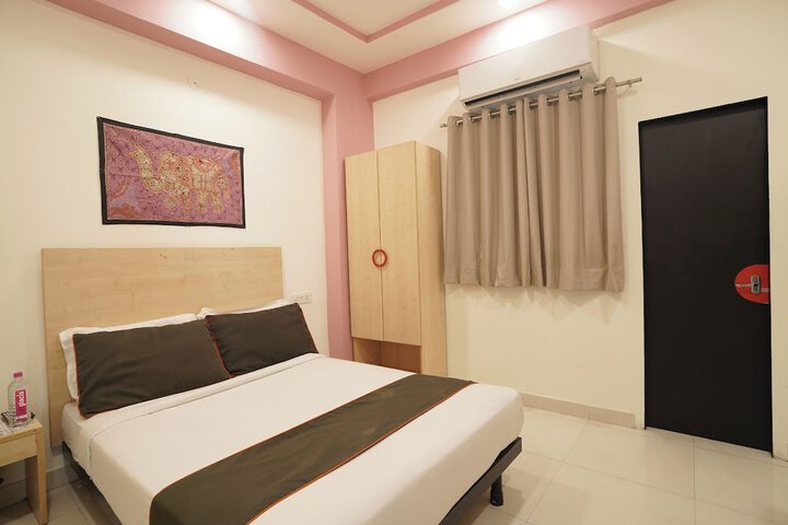 Room 19 of 29