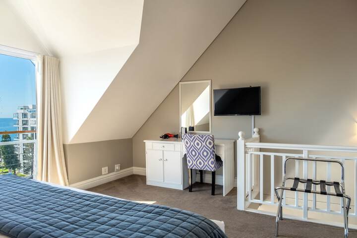 Room 29 of 168