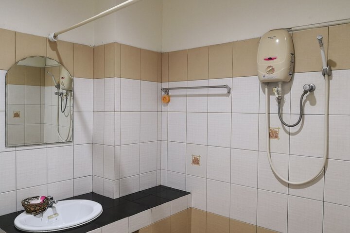 Room 14 of 23