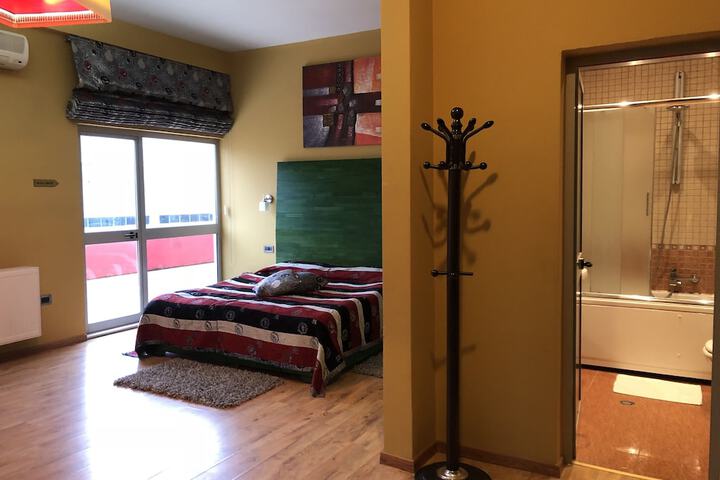 Room 22 of 98