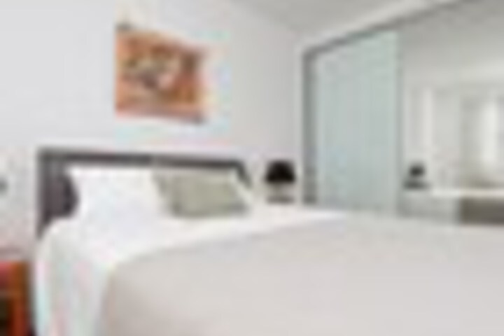 Room 65 of 255