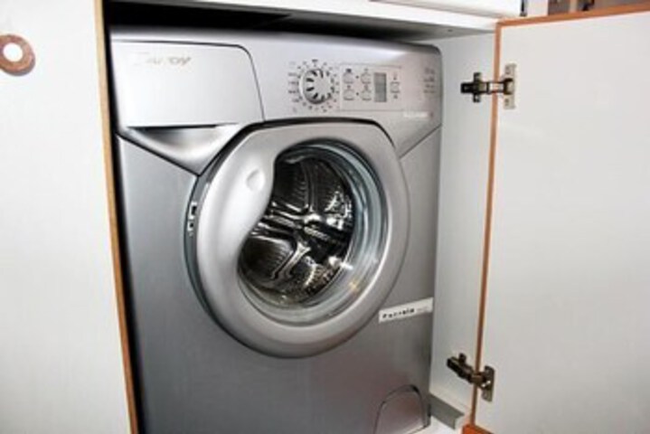 Laundry 19 of 45