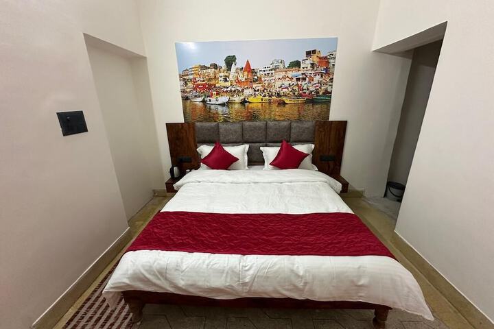 Room 8 of 56