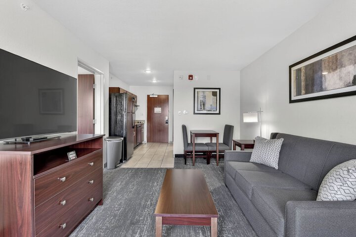 Room 15 of 97