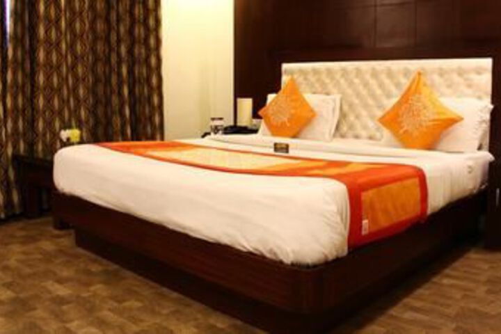 Room 18 of 26