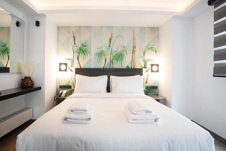 Room 40 of 113