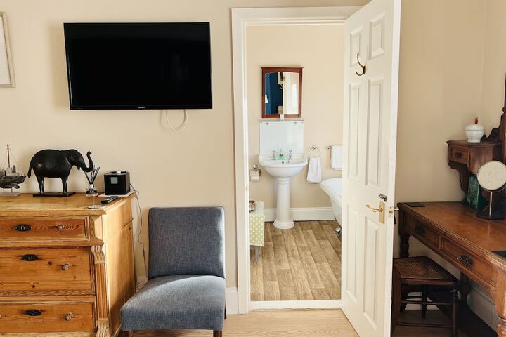 Room 19 of 39