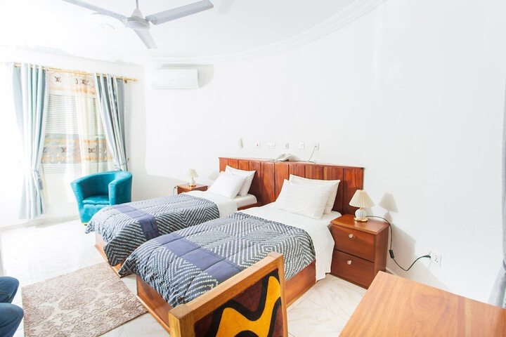 Room 19 of 161