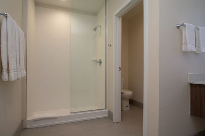 Room 19 of 40