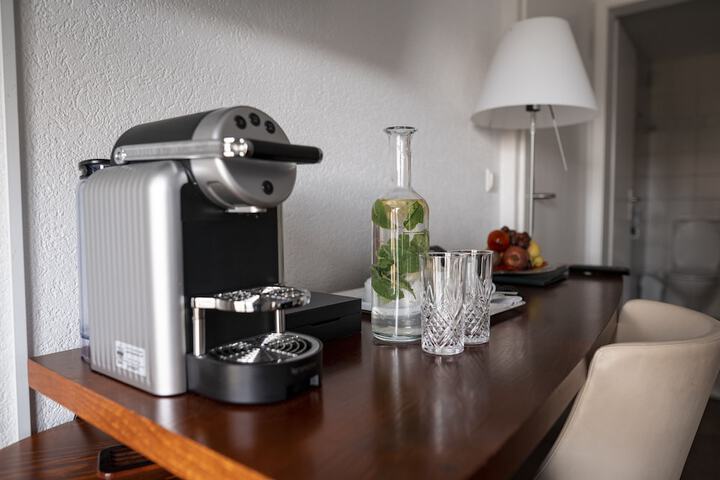 Breakfast/Coffee Service 33 of 51