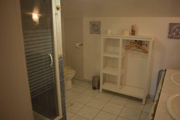 Clean Restrooms