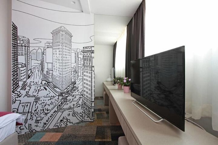 Room 31 of 54