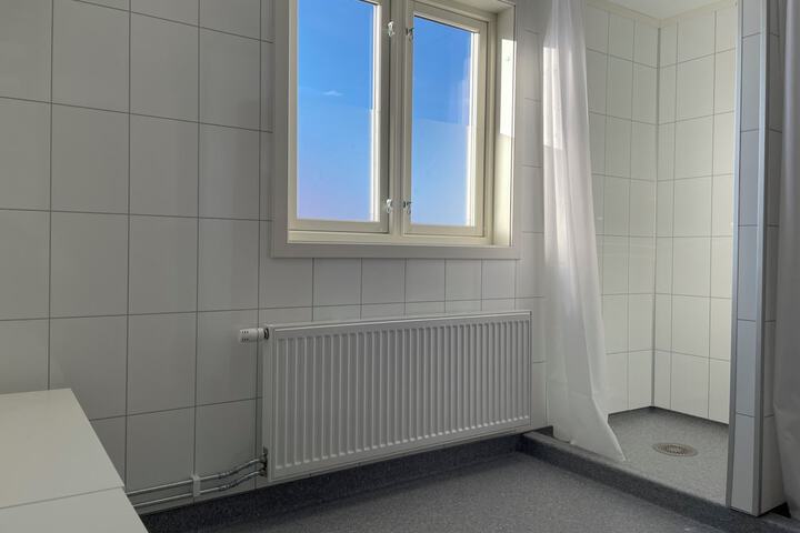 Room 76 of 127