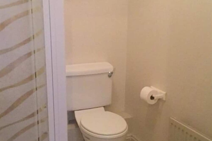 Room 7 of 13