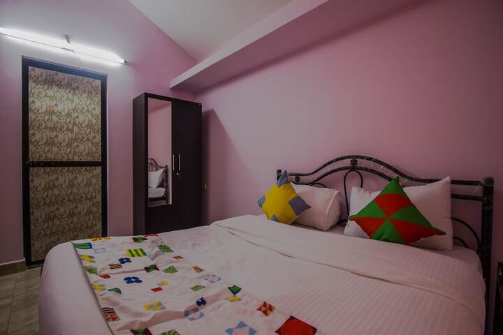 Room 3 of 17