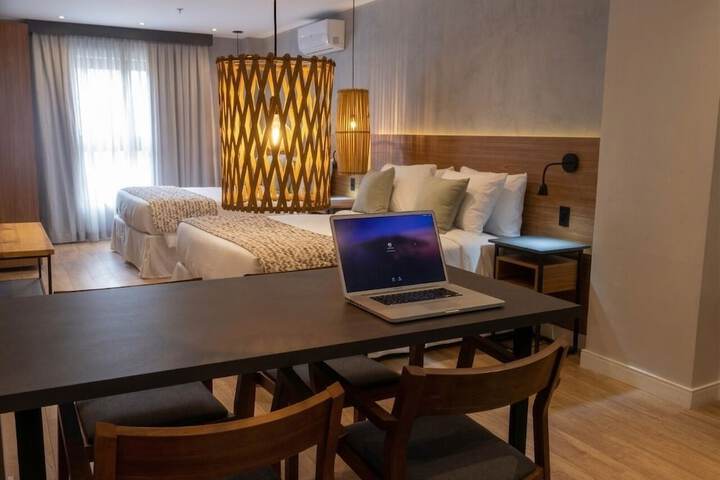 Room 47 of 100