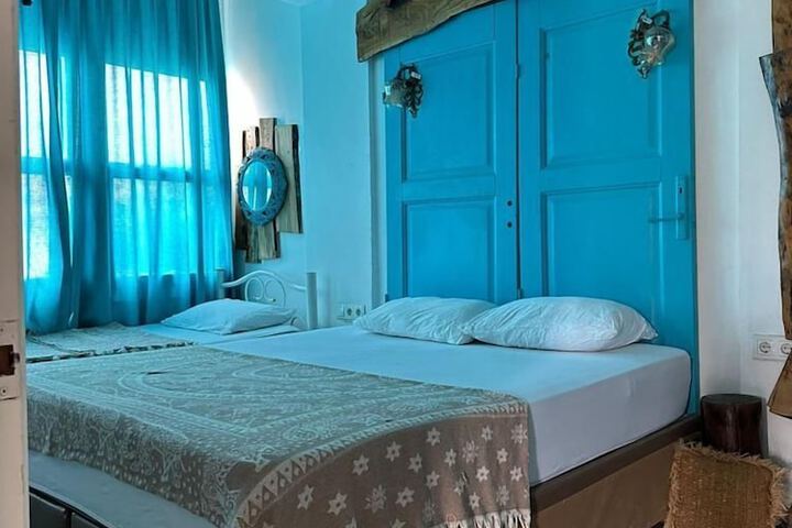 Room 14 of 14