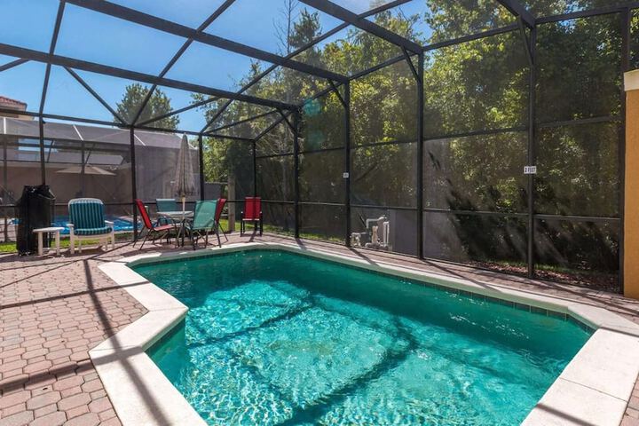 Pool 28 of 43