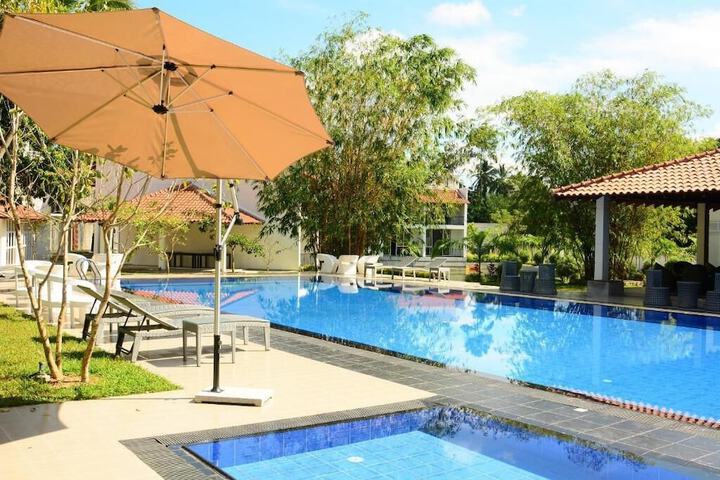 Pool 39 of 61